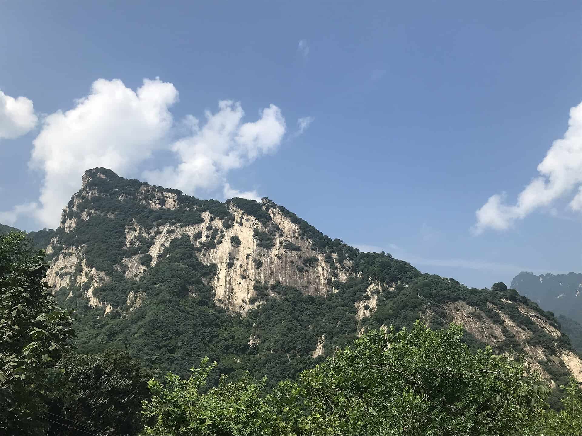 Cuihua Mountain in the Qinling foothills south of Xi'an — China's largest ancient-landslide geology