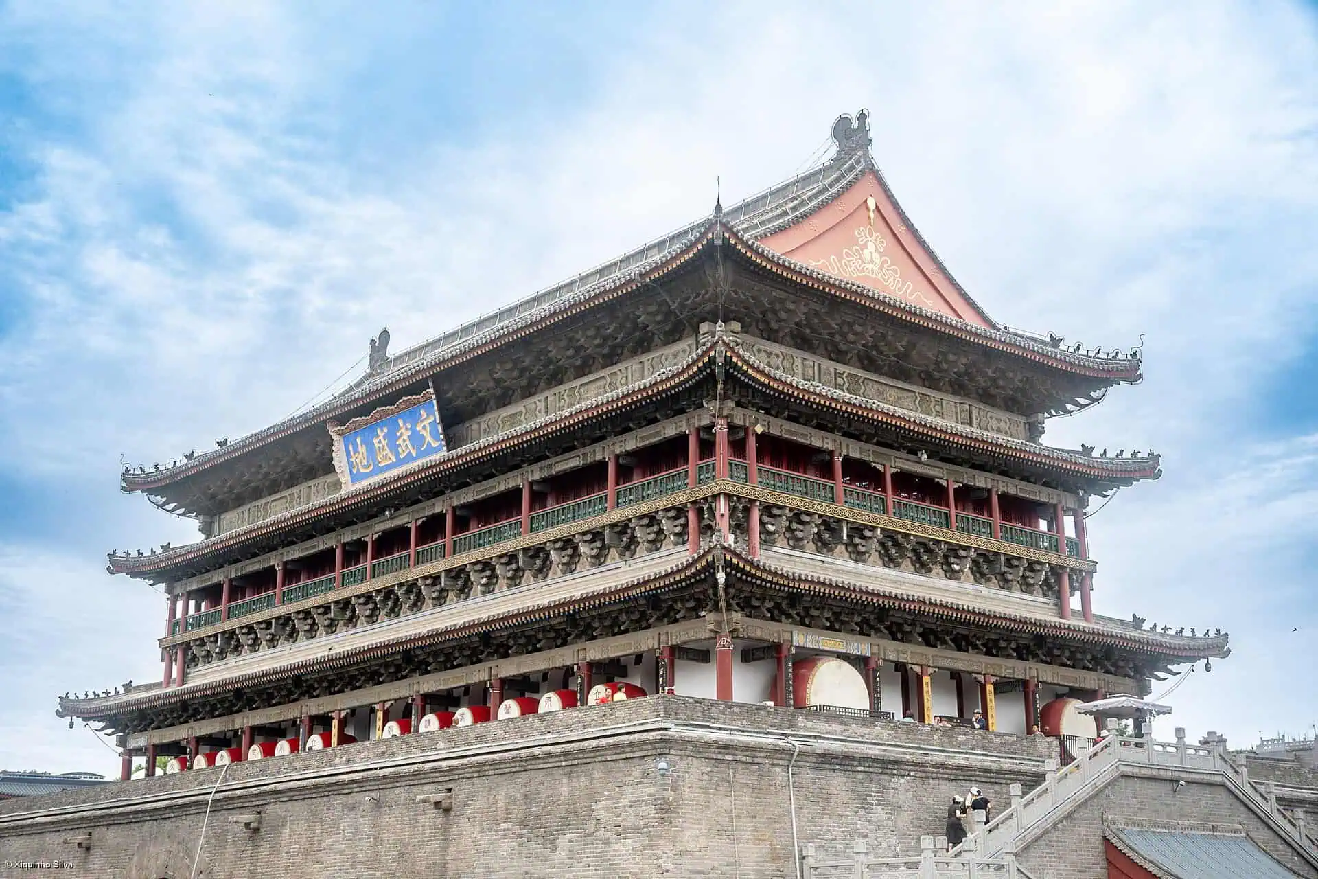 Xi'an Drum Tower at the entrance to the Muslim Quarter