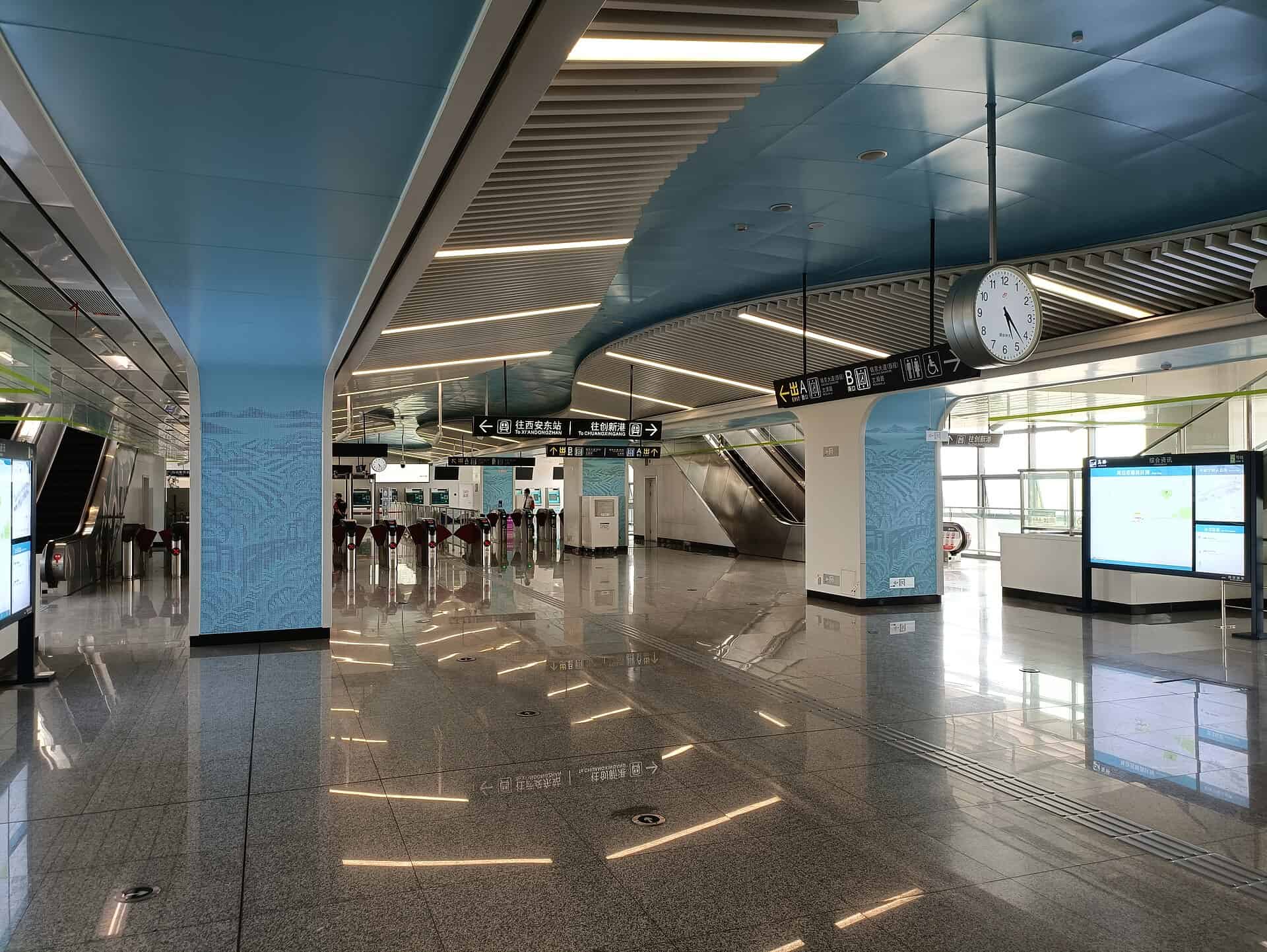 A gleaming concourse on the Xi'an Metro