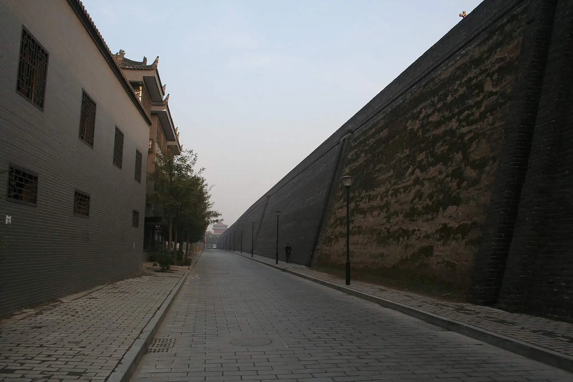 Shuncheng Lane running quietly along the base of Xi'an's city wall